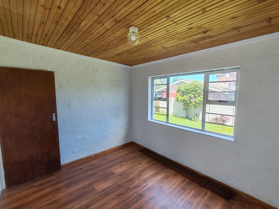 4 Bedroom Property for Sale in De Kelders Western Cape